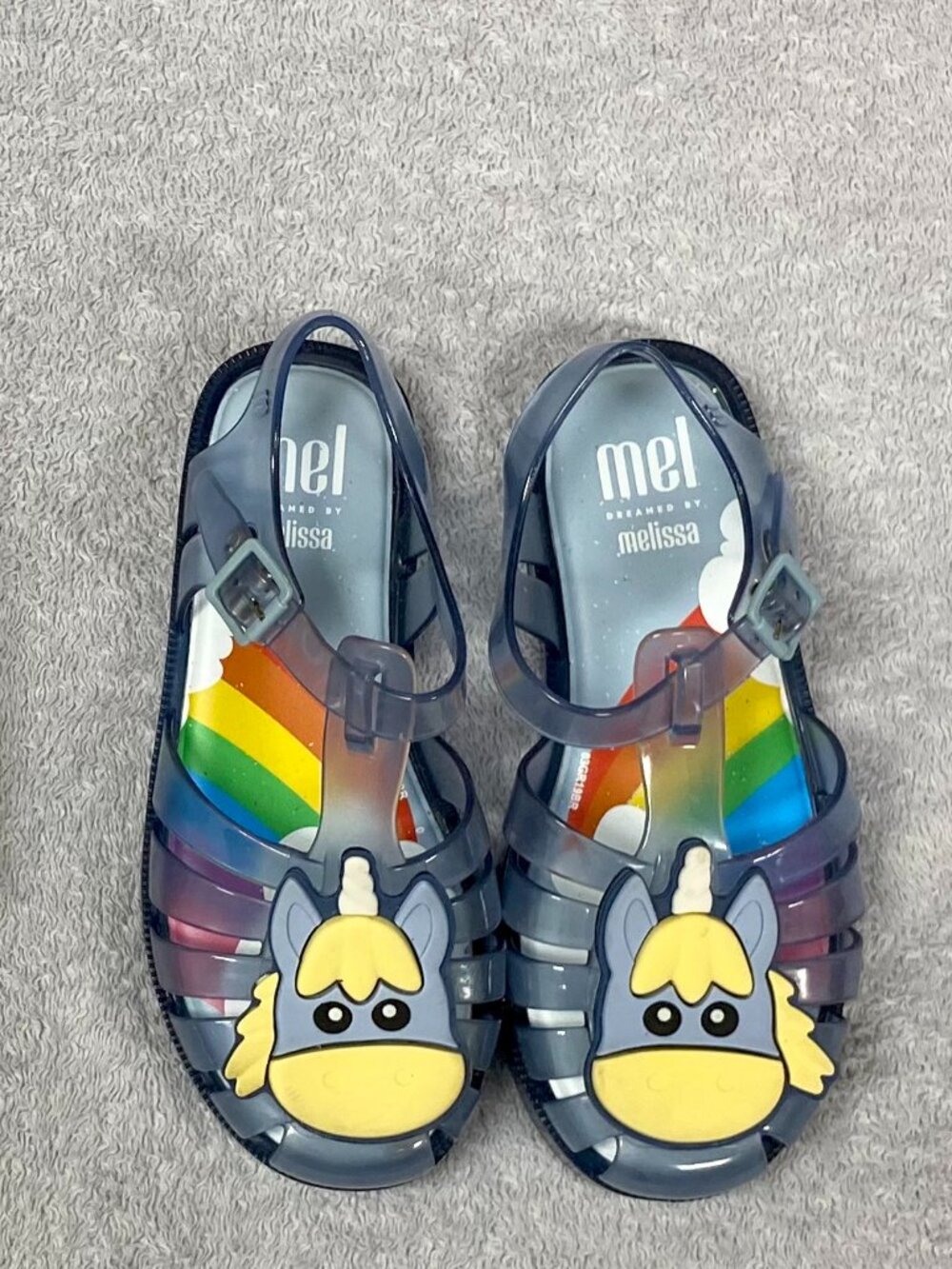 Mel Dreamed by Melissa. Possession Unicorn. Size 1 big girls